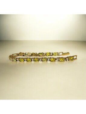 Avon Vintage  Green Rhinestone Tennis Bracelet Gold Tone Adjustable 7-8 Inches W